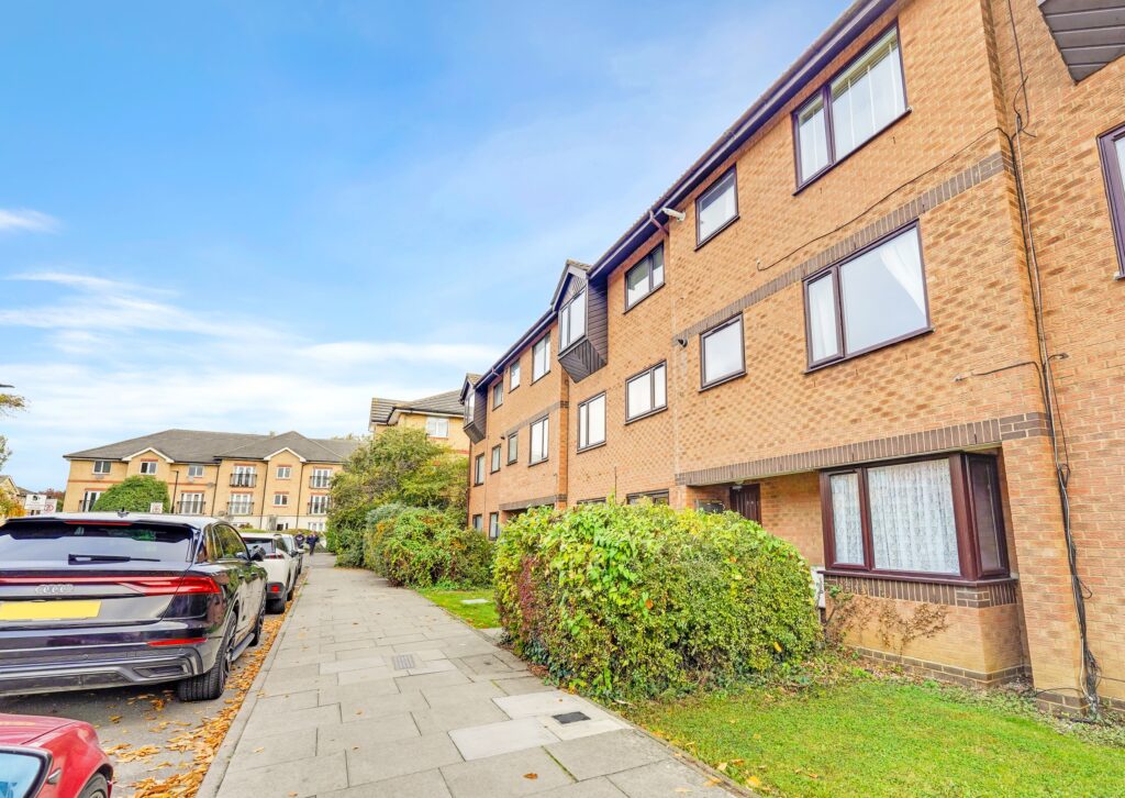 Tysoe Avenue, Enfield, EN3 6DZ