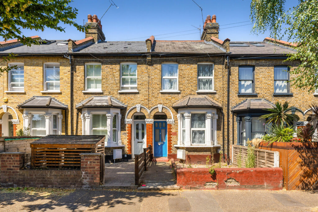 Sophia Road, Leyton, E10 5AX